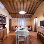 Borgo A Monti Di Sotto Gaiole in Chianti
