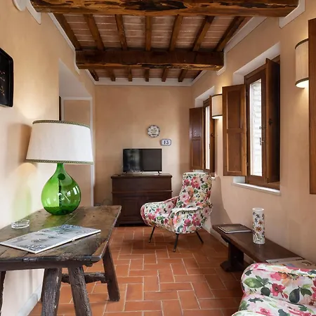 Borgo A Monti Di Sotto * Gaiole in Chianti