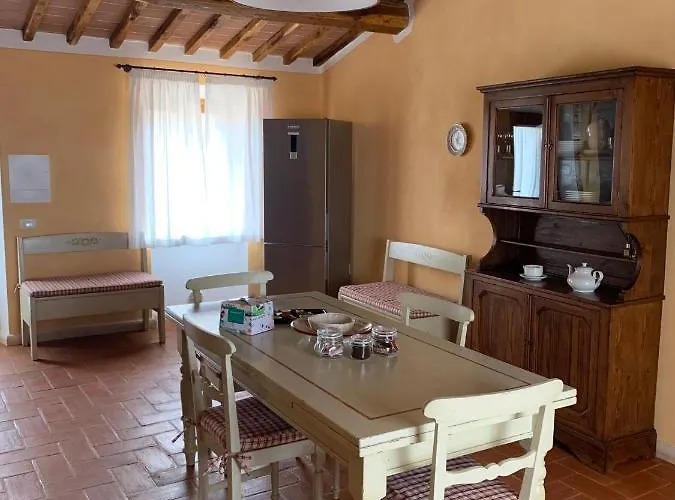 Borgo A Monti Di Sotto *